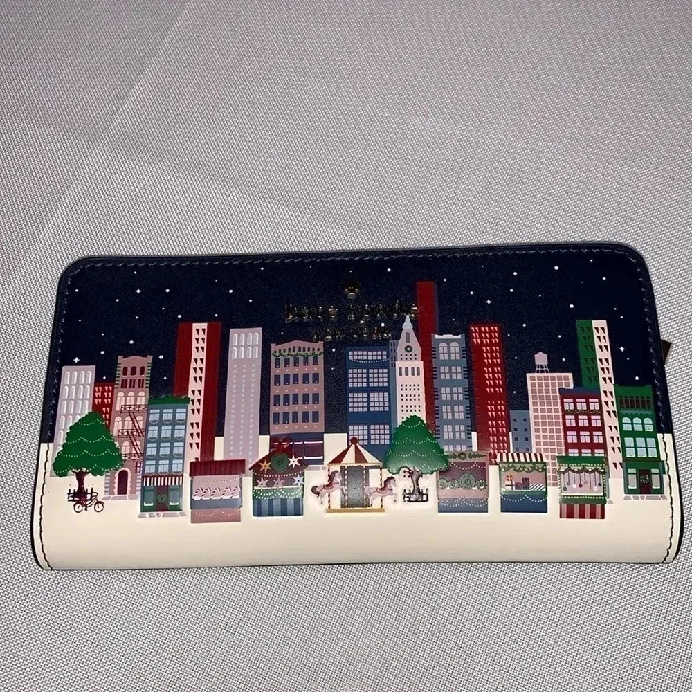 Kate Spade Wallet, ❄️ Winter Scene ❄️NWOT.